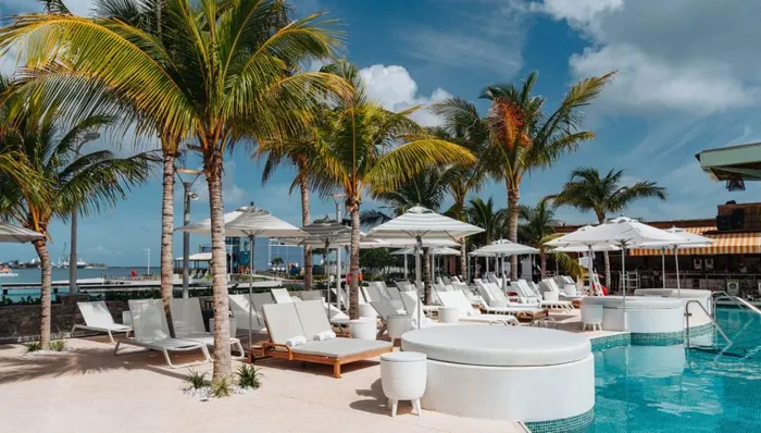 Bahama Bay All-Inclusive Pool Bed for Two shore excursion in Nassau, Bahamas